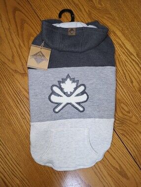 ✨️NEW Beaver Canoe Dog Sweater XL